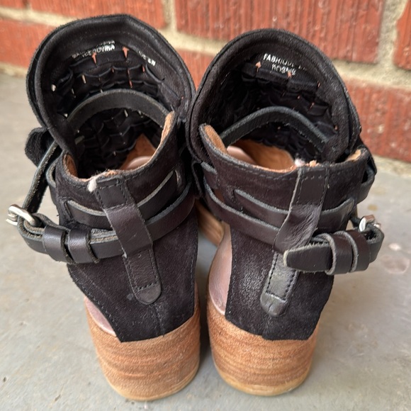 A.S.98 Newberry Suede Platform - Picture 4 of 9